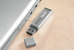 Cheap ❤️ The Photo Vault by Simplified I.T. Products, LLC 🔥 -Electronics Elegant Store 200269 z4