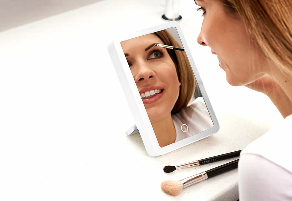 New ⭐ Full-Face Lighted Travel Mirror Speaker by SDI Technologies Inc. ⭐ 1 New ⭐ Full-Face Lighted Travel Mirror Speaker by SDI Technologies Inc. ⭐