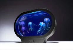 Brand new โญ Fantasy Jellyfish Aquarium by Sharper Image โค๏ธ