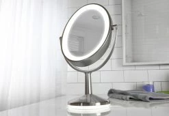 Outlet โ๏ธ Cordless LED Oval Mirror by Zadro Products, Inc. ๐งจ